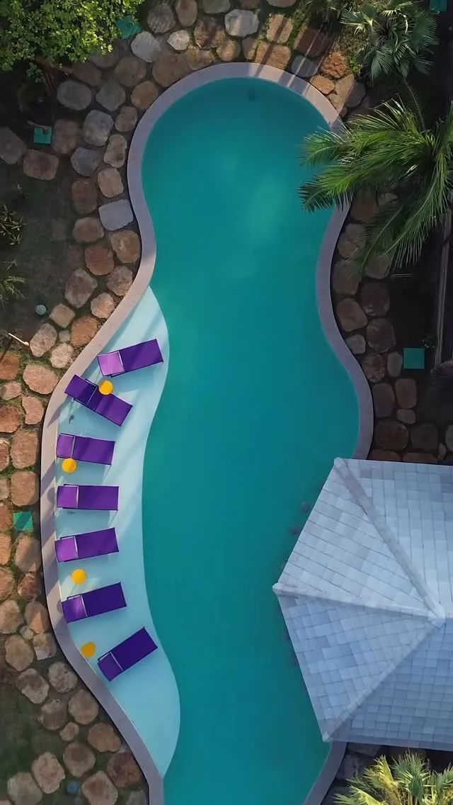 A piscina vista de cima